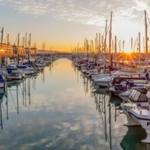 Stunning 2 Bedroom, 2 Bathroom Apartment. Apartment Brighton