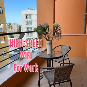 Vip On Makenzie Apartment Larnaca